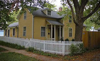 <span class="mw-page-title-main">Schindhelm-Drews House</span> Historic house in Iowa, United States