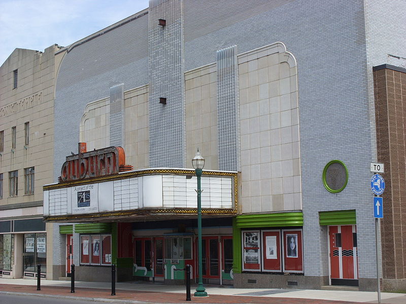 File:Schines Auburn Theatre May 09.jpg