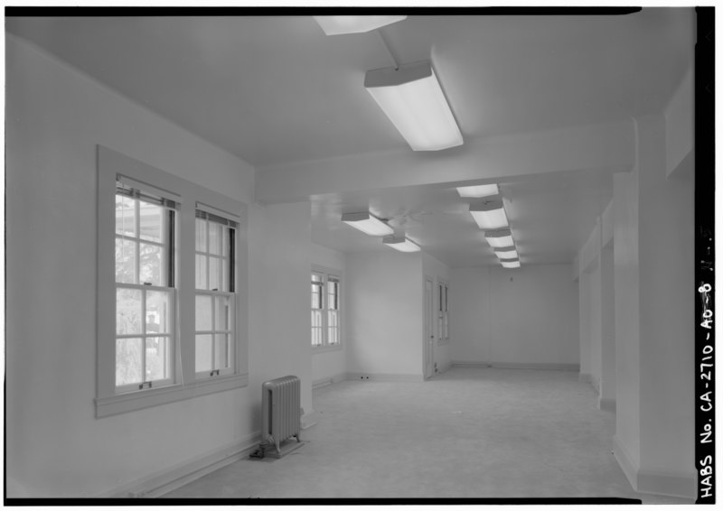 File:Second floor, looking east. - Agnews State Hospital, Demented Men's Building, Intersection of Fifth Street and Avenue A, Santa Clara, Santa Clara County, CA HABS CAL,43-SANCLA,6N-5.tif