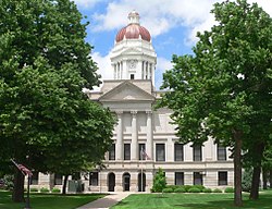 Seward County, Nebraska courthouse from S 1.JPG