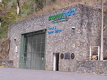 Қарлы тауларNSWTumut2PowerStation20050423.JPG