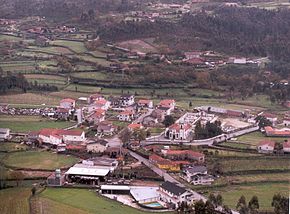 Vista aérea do centro da freguesia de Sobrosa em 1999