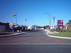 Display homes Southern River in 2006 Southern river display homes gnangarra.JPG