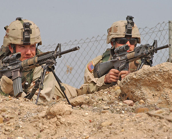 Сша 16 апреля. M16 марксман. Винтовка НАТО м16. USMC m14. Винтовка м16 Афганистан.
