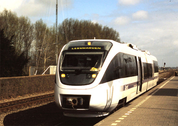 A Bombardier Talent diesel multiple unit prototype at Grijpskerk railway station in September 1997