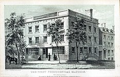 القصر الرئاسي الأول (بيت صموئيل أوسجود) في مانهاتن، نيويورك. أقام فيه الرئيس جورج واشنطن من أبريل 1789 - فبراير 1790.