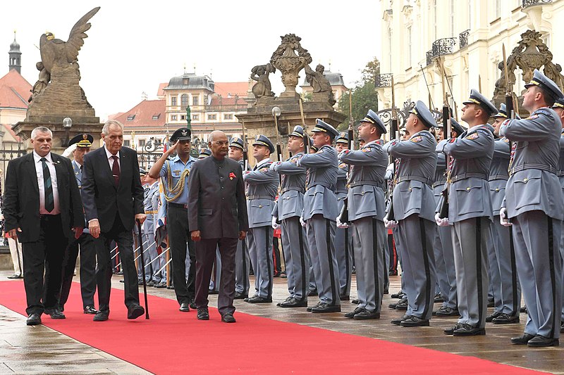 File:The President, Shri Ram Nath Kovind inspecting the Guard of Honour, during the ceremonial welcome, at 1st Courtyard, in Prague, Czech Republic.JPG