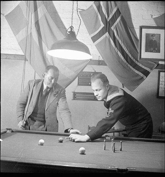 File:The Seven Seas Club- Life at the Merchant Navy Club, Edinburgh, Scotland, 1943 D13919.jpg