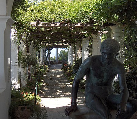 The loggia at Axel Munthe's Villa San Michele 2005.jpg