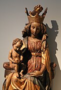 Thronende Muttergottes, Ulm, um 1430, Lindenholz, farbige Fassung weitgehend erneuert, Germanisches Nationalmuseum, Nürnberg