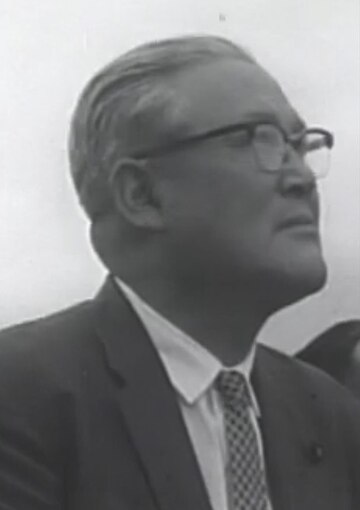 福田篤泰