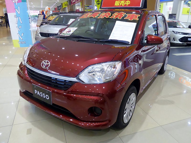 File:Toyota Passo X"L package・S"2WD (5BA-M700A-GBNE(M)) front.jpg