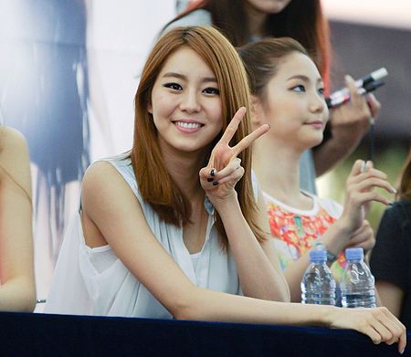 Uee