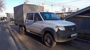 UAZ-23632 (vooraanzicht).jpg