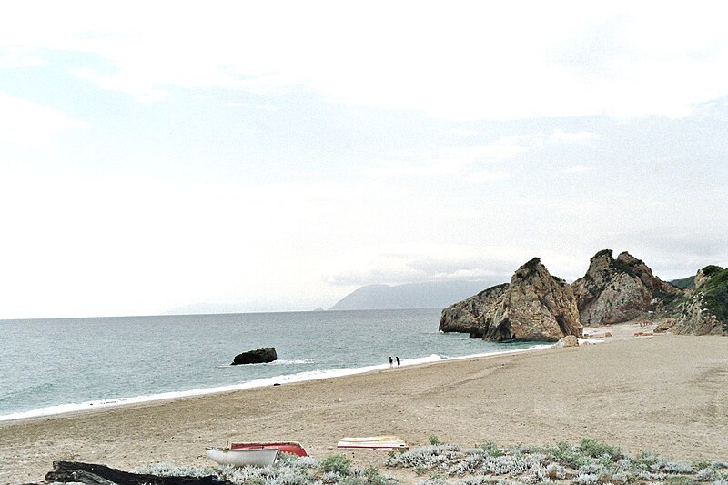 File:Xinovrysi, Potistica beach.jpg