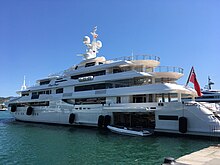 Yacht Chopi Chopi augusti 2017 Ibiza.jpg