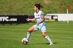 Zaneta Wyne Lewes FC Women 2 West Ham Utd Women 2 Pre season 22 08 2021-495 (51396952660).jpg