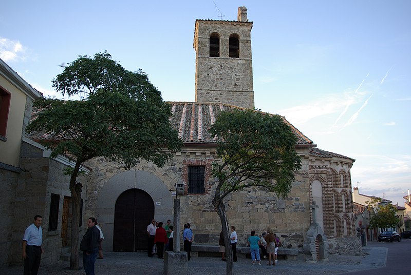 File:Zarzuela del Monte 01 iglesia San Vicente by-dpc.jpg