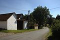 Čeština: Domy u louky ve vesnici Zhoř, kraj Vysočina English: Buildings in the village of Zhoř, Vysočina Region, CZ