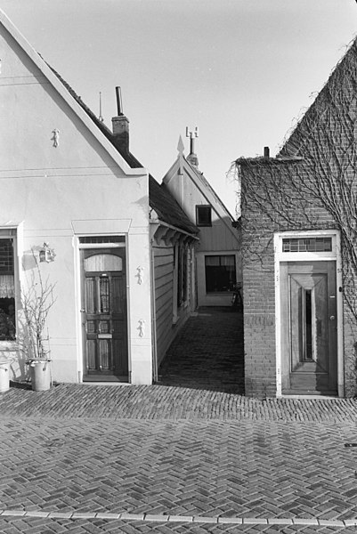 File:Zijgevel achterhuis is nr.93 - Durgerdam - 20065296 - RCE.jpg