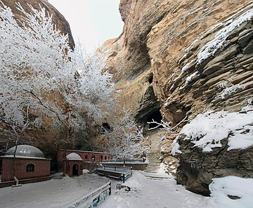 Ashabi-Kahf in winter @shab-ul K@hf ziyar@tgahi.jpg