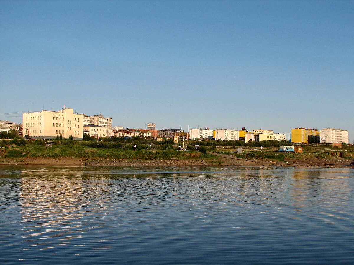 Черский (посёлок городского типа) — Википедия