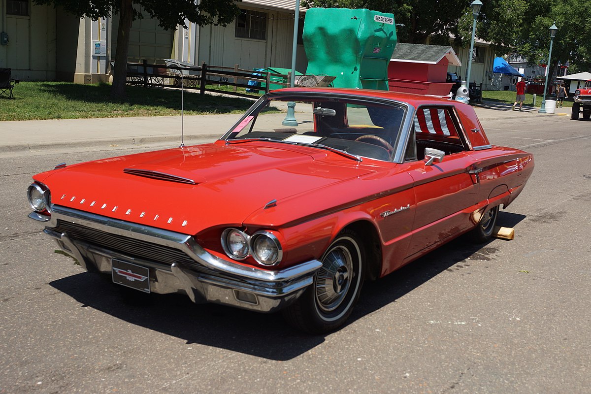 2004 Ford Thunderbird fab1