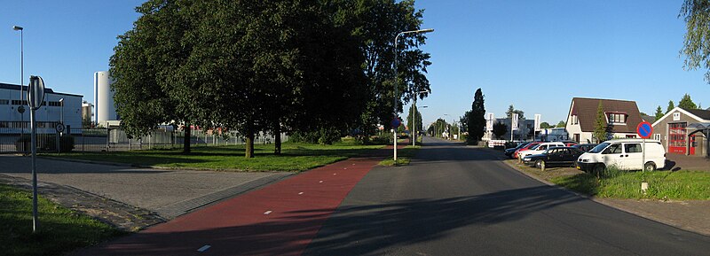 File:20090601 Peizerweg Groningen NL.jpg