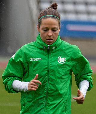 <span class="mw-page-title-main">Vanessa Bernauer</span> Swiss football midfielder (born 1988)