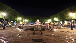 Jardín Guerrero de noche.