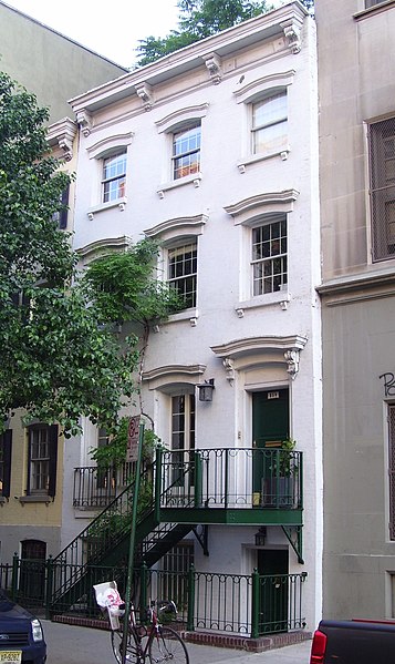 File:359 West 18th Street.jpg