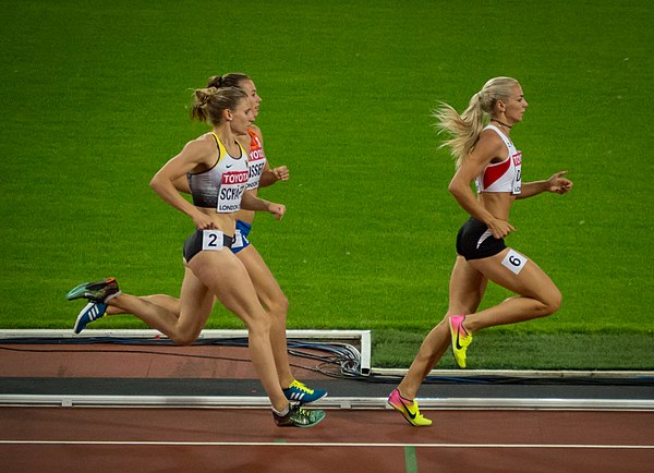 Ivona Dadic, Carolin Schäfer, Nadine Visser on 800 meters discipline