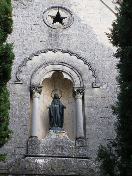 File:84 - Sainte Cécile Statue.JPG