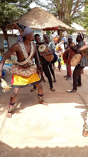 File:A man dancing Bamaya dance in Northern Ghana.jpg