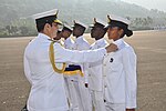 Miniatuur voor Bestand:Admiral RK Dhowan awarding Flag Officer Commanding-in-Chief (South) Gold Medal to Cadet Amita Singh.JPG