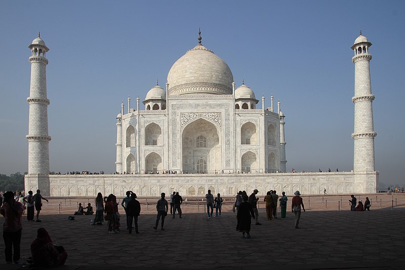 File:Agra-Taj Mahal-44-Ostseite-2018-gje.jpg