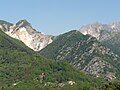 Panorama delle catena delle Alpi Apuane presso Altagnana, Massa, Toscana, Italia
