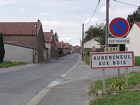 Aubencheul-aux-Bois (Aisne) city limit sign.JPG