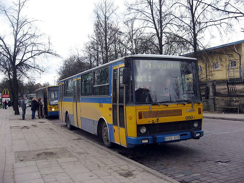 File:Autobus ve Vilniusu.jpg