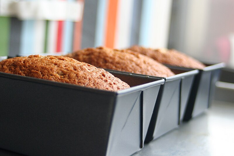 File:Banana bread loaves, February 2010.jpg