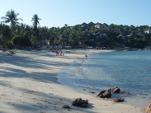 File:Beach_7.JPG