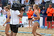 Deutsch: Beachhandball Europameisterschaften 2019 (Beach handball Euro); Tag 5: 6. Juli 2019 – Frauen, Halbfinale, Ungarn-Niederlande 2:0 (19:16, 15:12) English: Beach handball Euro; Day 5: 6 July 2019 – Semifinal Women – Hungary-Netherlands 2:0 (19:16, 15:12)