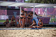 Deutsch: Beachhandball bei den Olympischen Jugendspielen 2018; Tag 4, 10. Oktober 2018; Mädchen, Vorrunde, Gruppe A - Venezuela-Paraguay 1:2 English: Beach handball at the 2018 Summer Youth Olympics at 10 October 2018 – Girls Preliminary Round Group A - Venezuela-Paraguay 1:2