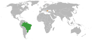 Mapa indicando localização do Brasil e de Bulgária.