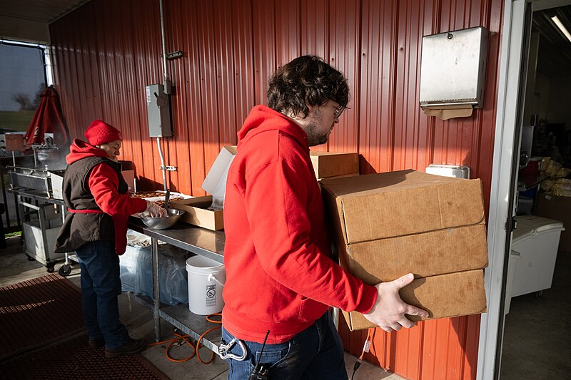 File:Butler's Orchard Farm Market in Germantown, Maryland on 8 December 2023 - 50.jpg