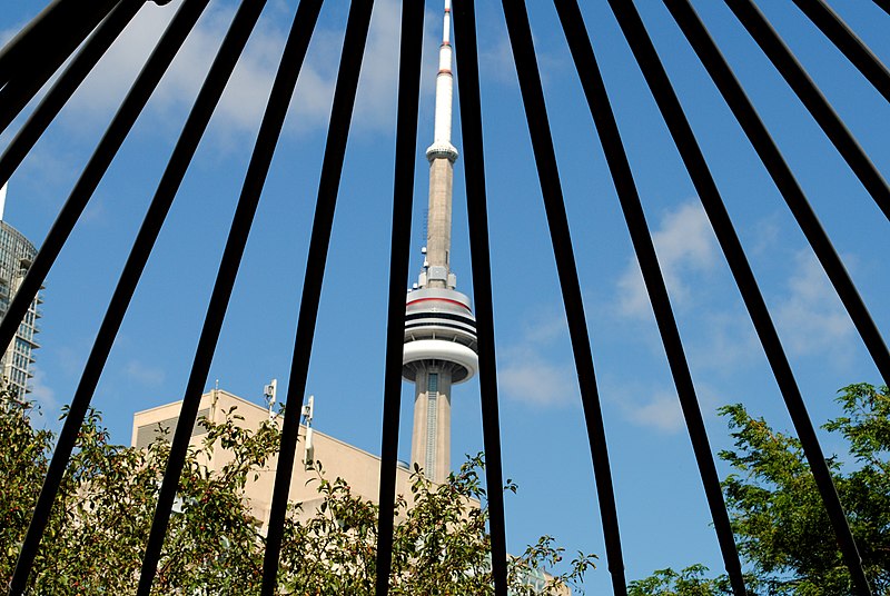 File:CN Tower from the Toronto Music Garden (5099696093).jpg