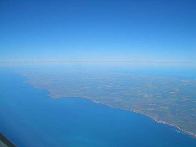 Aerial view of Yorke Peninsula, looking south from around Ardrossan. Gulf St Vincent is in the foreground, Spencer Gulf in the background. The "foot" 