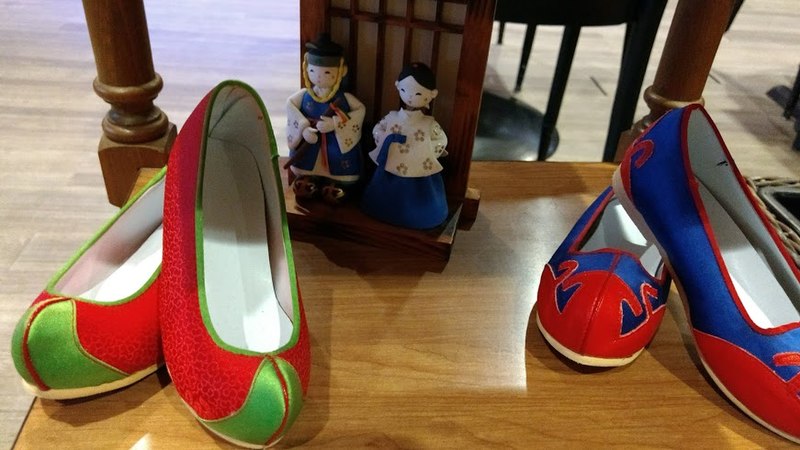 File:Chinese Tai Chi Shoes.jpg