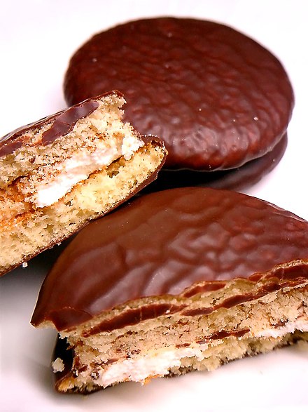 Chocopie. Печенье Choco pie. Чоко Пай шоколадные. Chocolate pie (Лотте чоклэт Пай). Choco pie печенье в шоколадной.