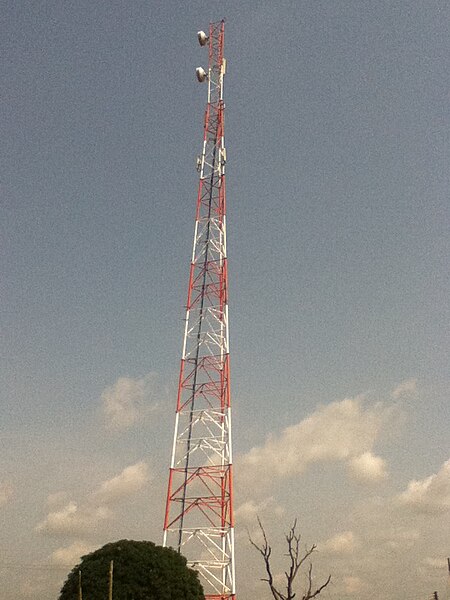 File:Communication Mast.JPG